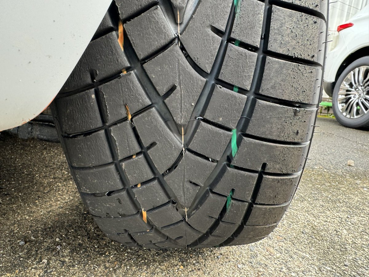 ひできち tweet media