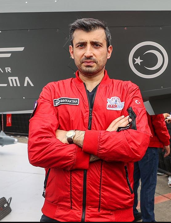 bosunatiklama's tweet photo. Türkiye'nin 2023 yılı vergi rekortmenleri belli oldu.

1- Selçuk Bayraktar
2- Haluk Bayraktar
3- M. Rahmi Koç https://t.co/hxloP9D3if