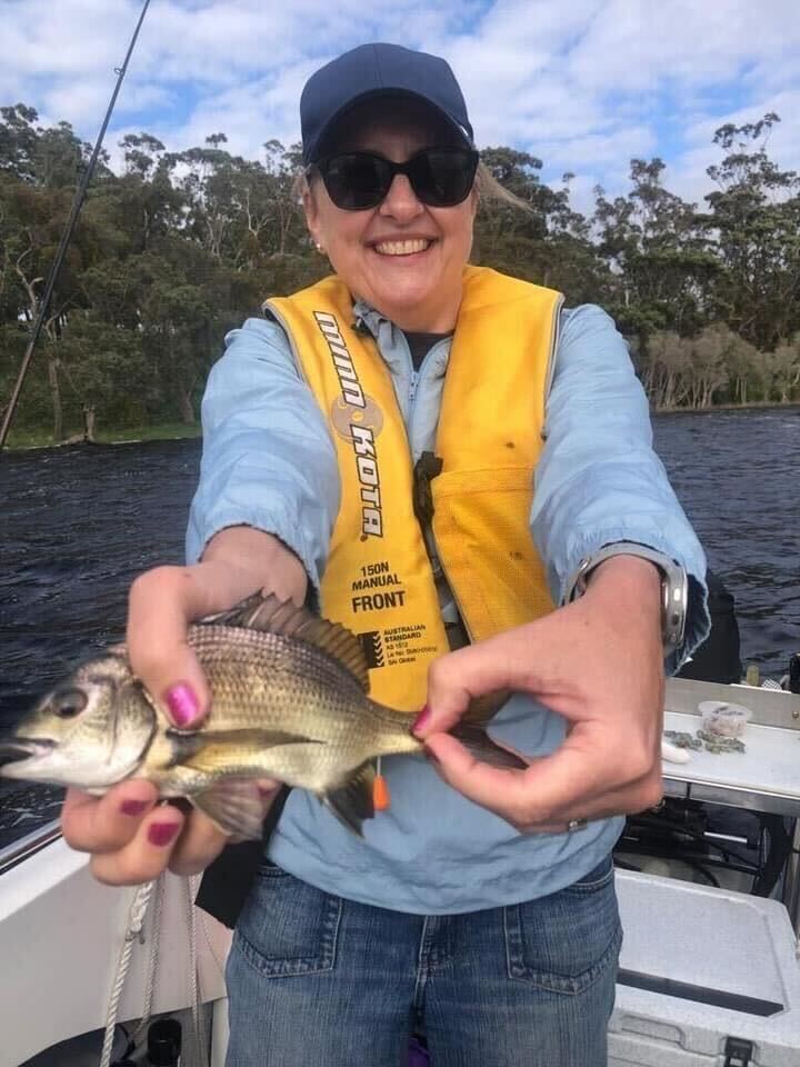 JacintaAllanMP's tweet image. I fish. My husband fishes. We taught our kids how to fish.

The Government I lead is pro-fishing and proud of it.

We're even giving away free rods to schoolkids.

I want to be clear that there is simply no change to fishing under an animal welfare Bill we are consulting on.