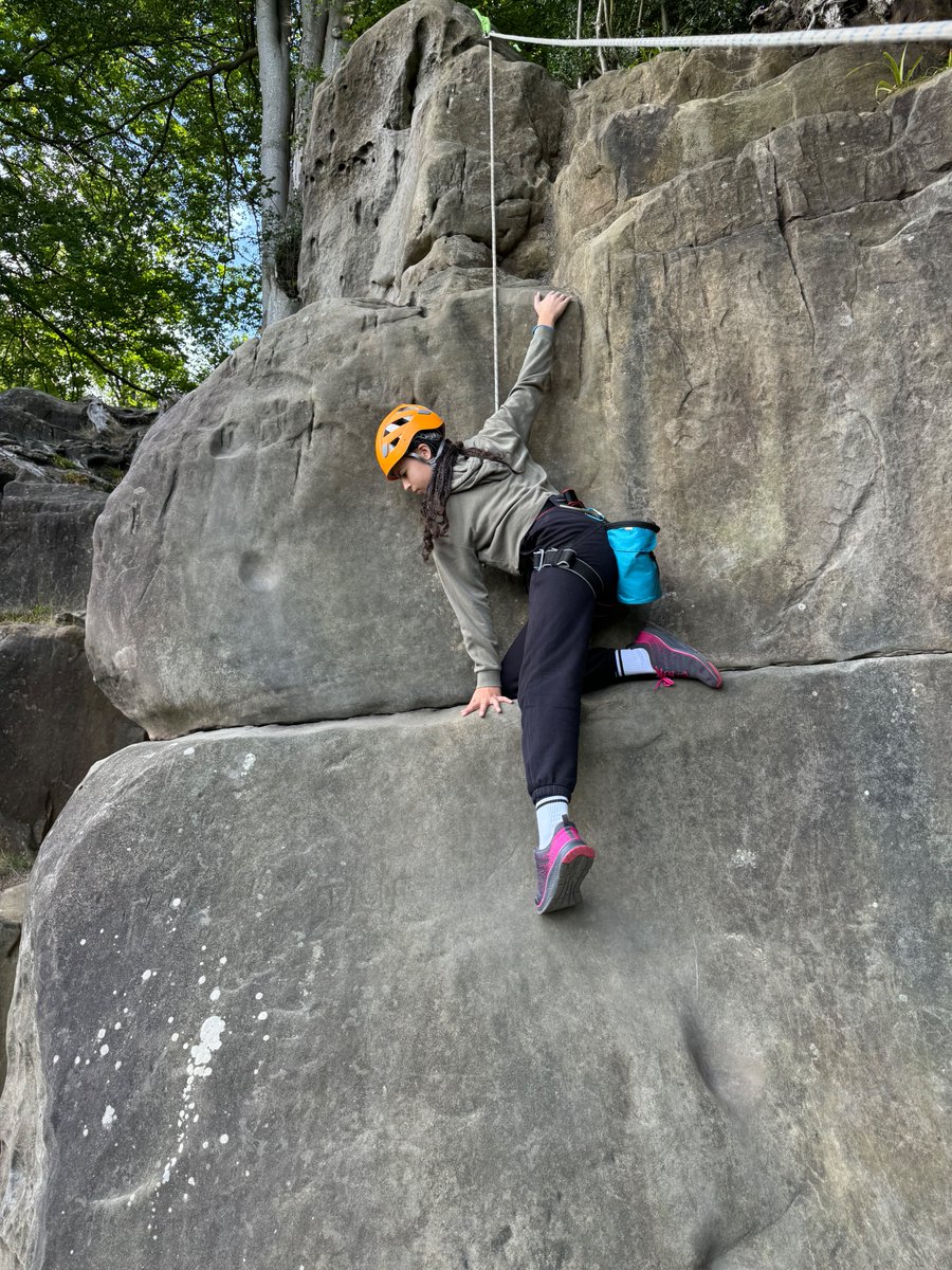 Nuts4Climbing's tweet photo. Autumn Climbing https://t.co/vgGca9Ew5E https://t.co/GCDZLzkd3k