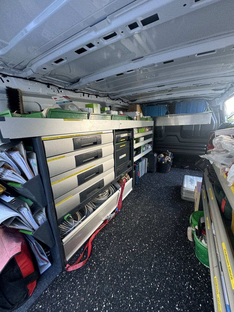 Jim Farley tweet media