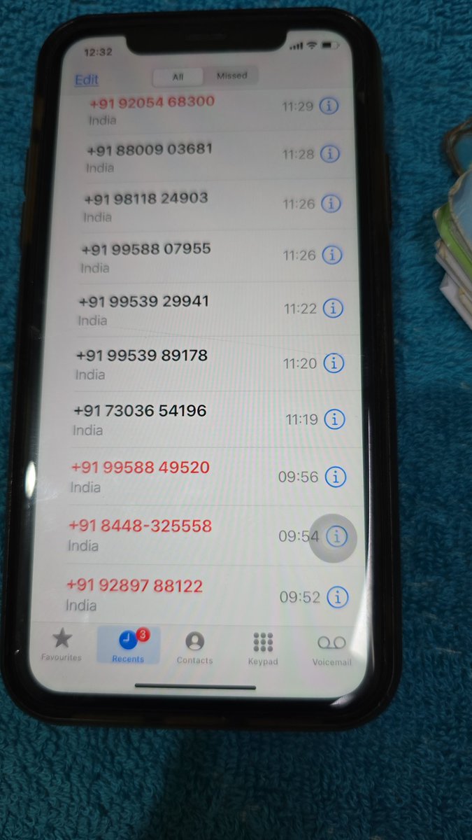 drkkdokania's tweet photo. @SBICard_Connect one of my employee has some issue with sbi card. They have made 100s of call to me &amp; almost threatening me.Asking me to make payment. Behaving like a local goons.Not a good credit of a credit card businessman https://t.co/0TyE2cn76s
