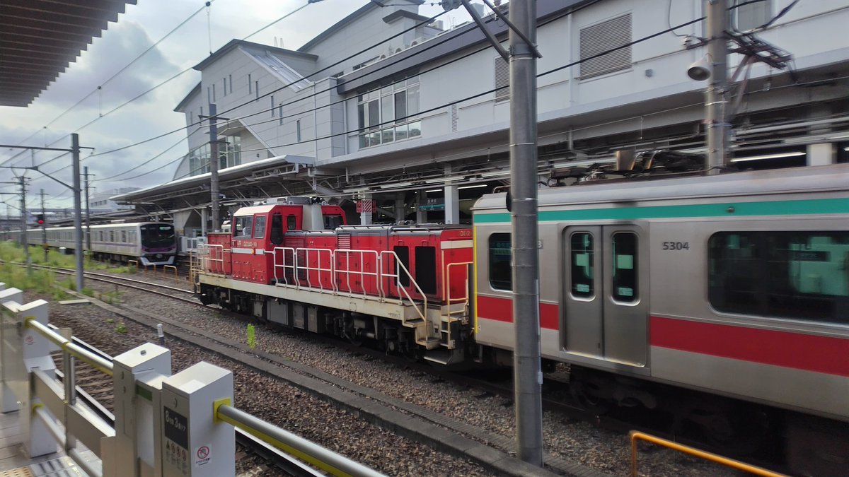 Fuji0109's tweet photo. 東急5401Fが甲種輸送です
#東急 #5104F #甲種 https://t.co/78e4OGLFZl