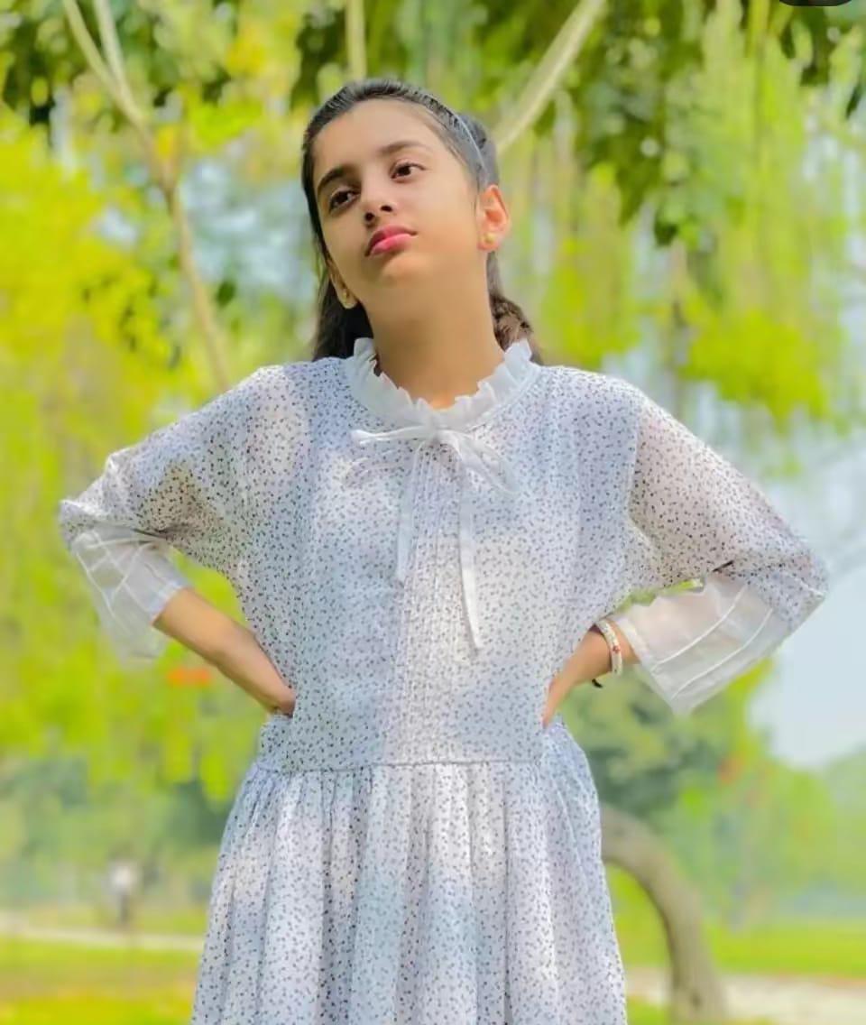 Jis din mny Blue Tick ly liya us din it's over for all of you cutiees :)
😂