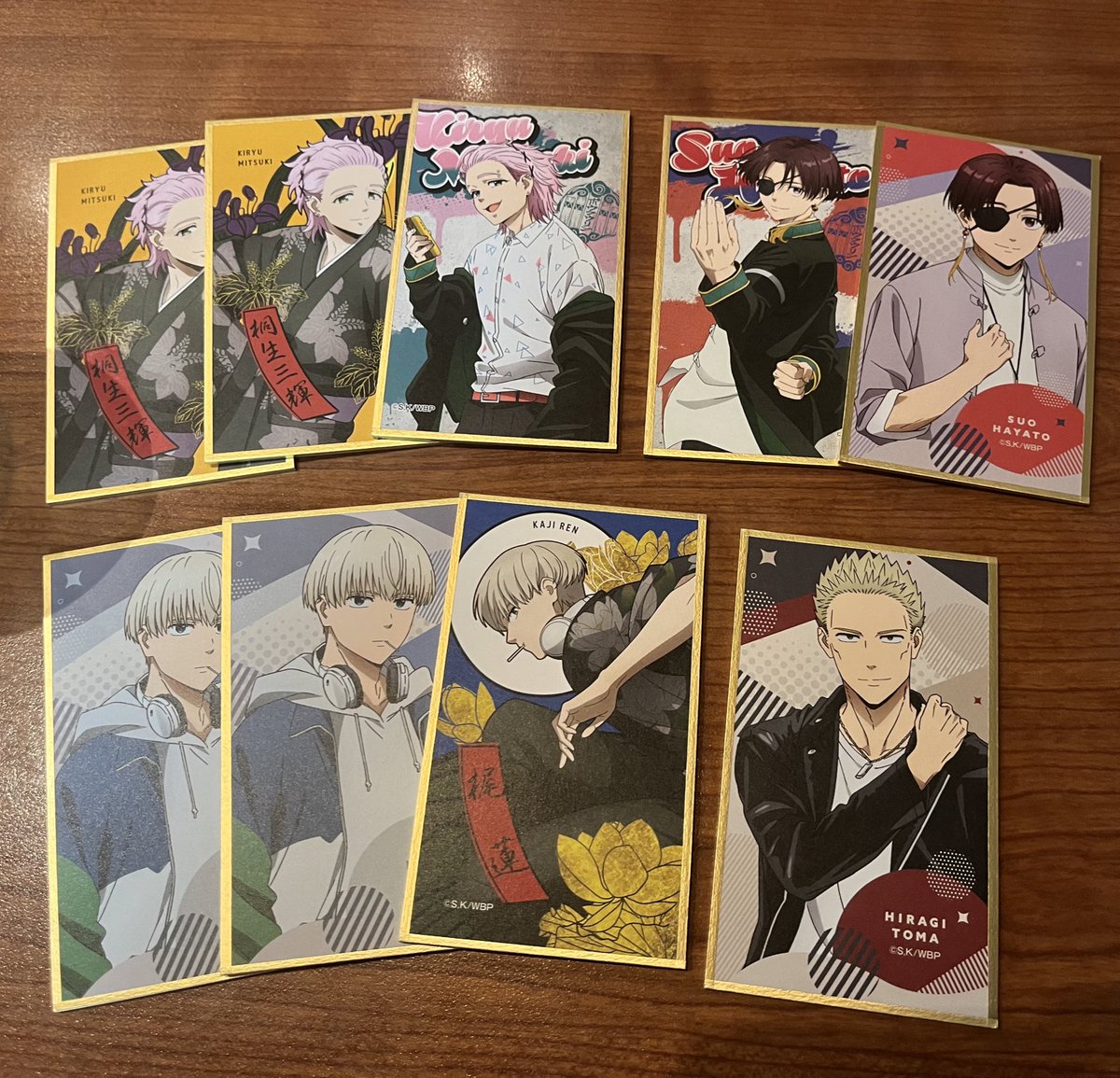 WIND BREAKER 華絵札色紙 交換 譲渡

求:杉下、梅宮(どちらも和装最優先)または定価

譲:梶、蘇枋、柊、桐生

柊、柘浦含むお取引優先

交換またはお譲り先探しております。
他ポストにbox分も出しております。
お気軽にお声かけください。