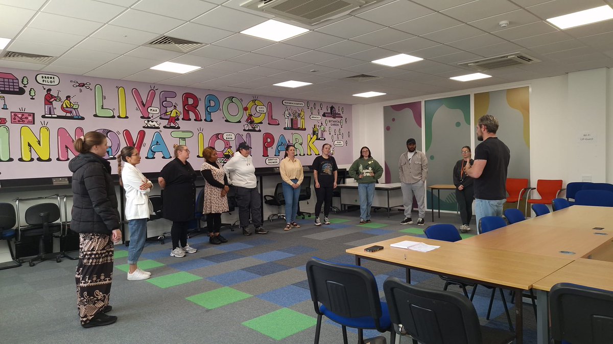 NDEJackWhite's tweet photo. Last week, our latest cohort of staff completed their Team Teach qualification! We offer a range of FREE online and in-person CPD for all registered candidates. 

Get in touch to find out more! 

📞 0151 515 0820
📧 liverpool@new-directions.co.uk https://t.co/geqea39X6W