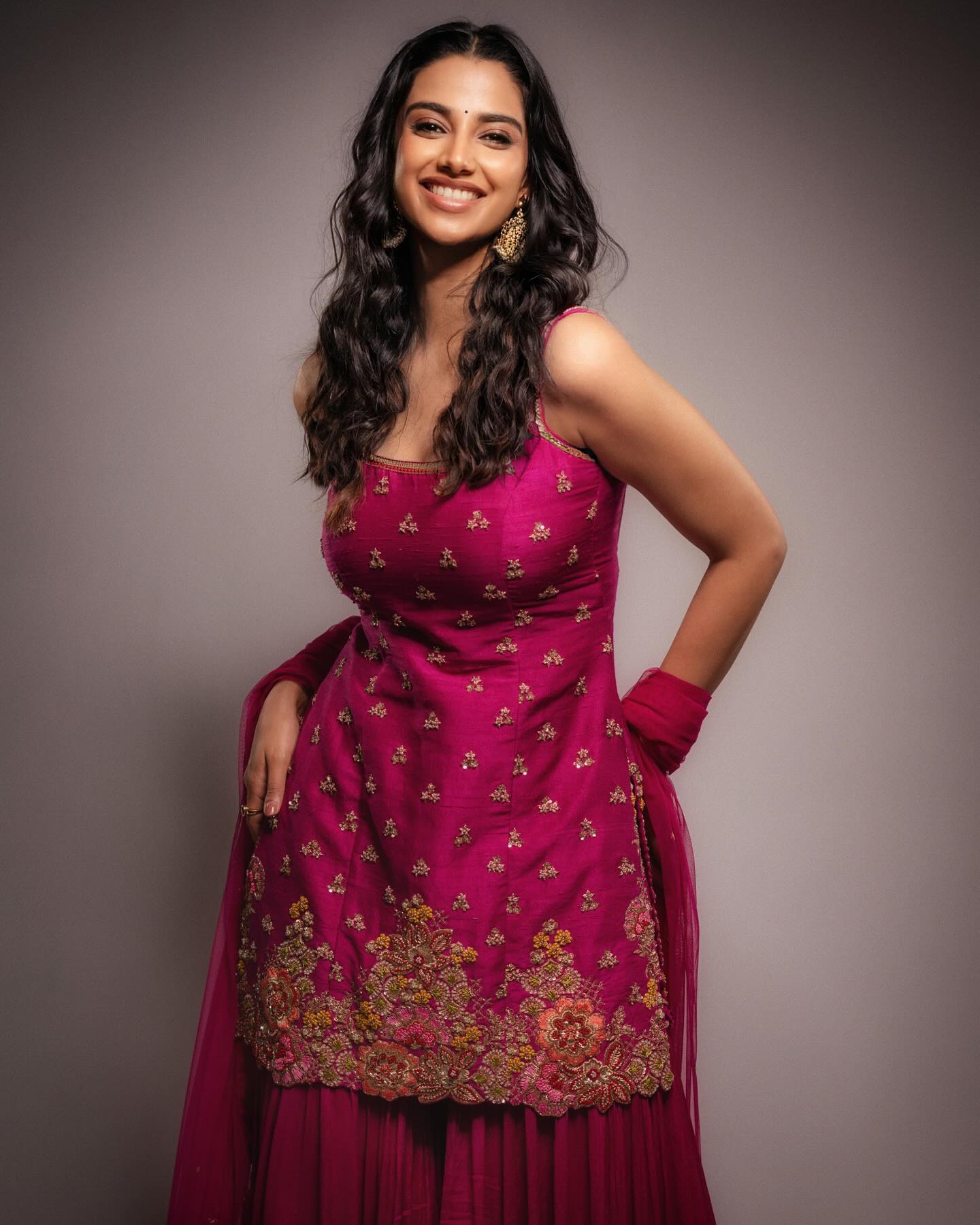 GWDXyNqbYAACw8f?format=jpg&name=large