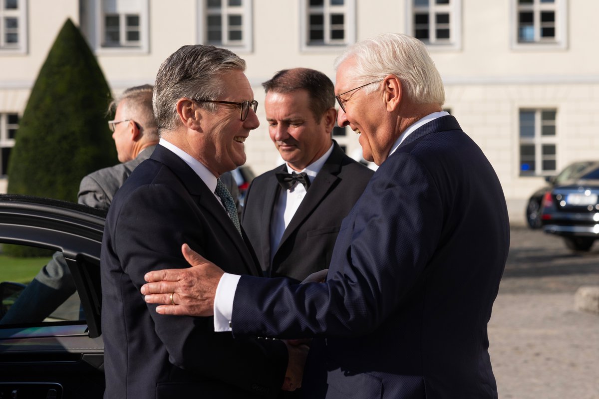 Keir_Starmer's tweet photo. We have a once in a generation opportunity to reset Britainโs relationship with Europe so we can deliver for the British people. https://t.co/KiliWRxev7