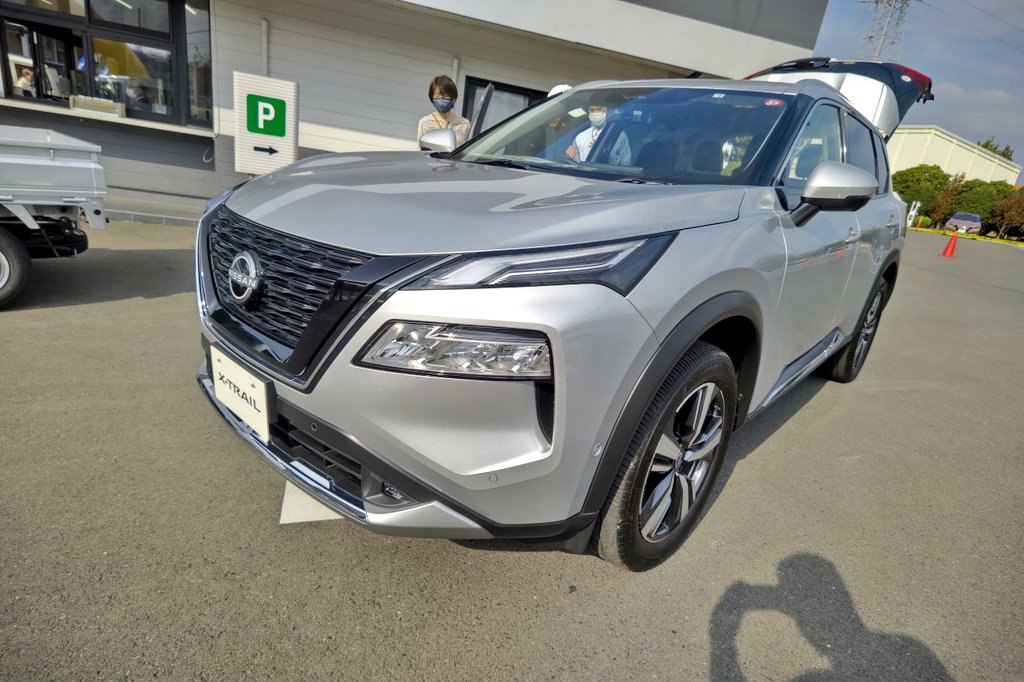 Sekimot's tweet photo. 技術の日産。電気で時代を突っ走れ。
誰もが目を奪われる瞬間に身を任せろ。e-4ORCEが生み出す、見たことのない領域へ本能が加速して行く。
47回目のチャリティーまであと3日。
やっちゃえNISSAN #24htv47 #ntv #24時間テレビ47 #やっちゃえNISSAN #e_4ORCE #NissanJP #他がやらぬことをやる https://t.co/8Yr08frlWT