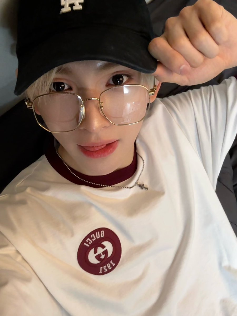 TPST_twt's tweet photo. [#LEW] iE 보고싶어ㅓㅓㅓㅓㅓㅓㅓㅓ♥ https://t.co/9HP2KKnBdc