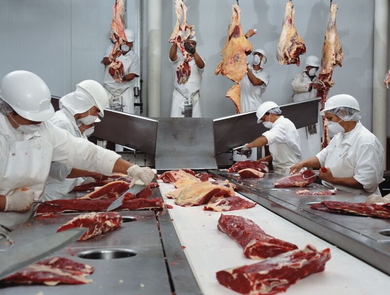 DS_GCC's tweet photo. 3. #Food_Processing and Manufacturing: 
Investment in food processing facilities for products such as dairy, frozen foods, and packaged foods is becoming essential to meet local demand. https://t.co/e1qX5PyQUt