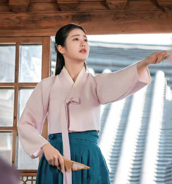 kdramapulse's tweet photo. Shin Ye-eun (신예은), first stills for period music drama, Jeongnyeon: The Star Is Born (2024)

#Jeongnyeon_TheStarisBorn #ShinYeEun #신예은 #MurkyWater #TheGloryPart2 https://t.co/sJYj9wzQba
