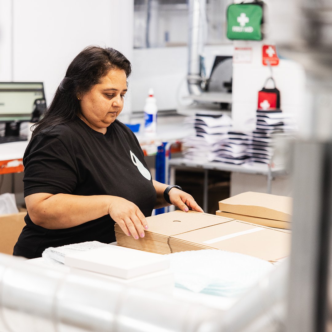 Behind every exceptional product is a committed team dedicated to its success. From concept through to creation, we transform your ideas into reality.

#commitment #printmadesimple