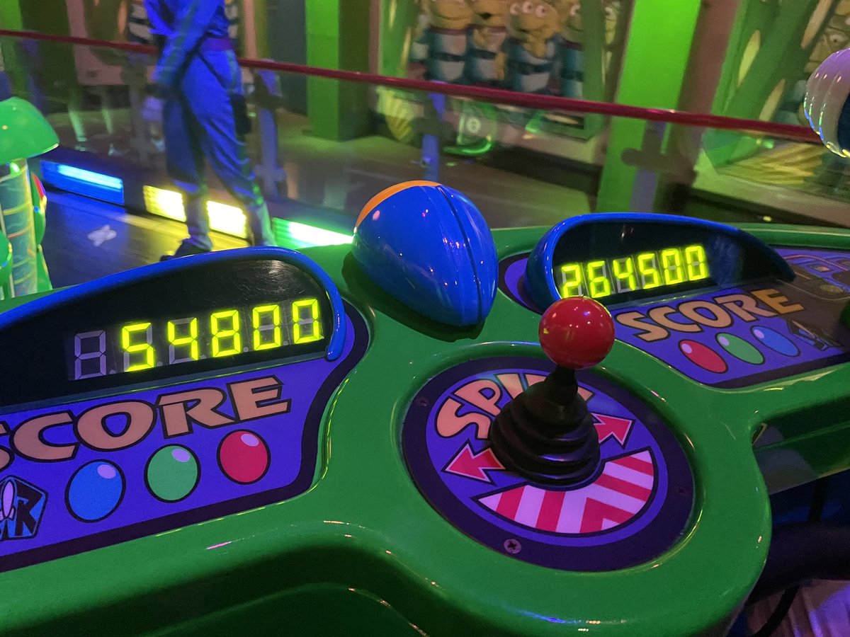 バズ乗り納め😂
弟に歴史的敗北😅
#D垢と繋がりたい 
#twitter上にいるDヲタ全員と繋がるのが密かな夢だったりするのでとりあえずこれを見たDヲタはRTもしくはフォローしていただけると全力でフォローしに行きます