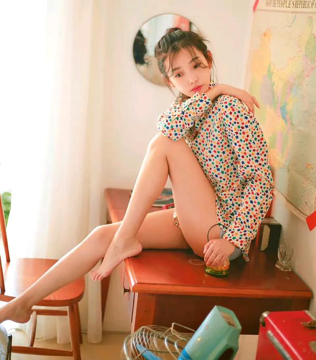 美女來了❤️❤️❤️ https://t.co/A5H8weWiyR