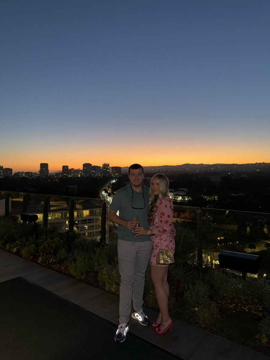 LiamFitzyLFC's tweet photo. LA, Vegas &amp; New York, what a 2 weeks😎🥳🍻 https://t.co/yDD32dcHIg