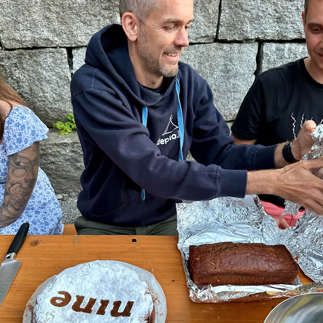 nine_ch's tweet image. Wir haben gelacht, gefeiert und es genossen – das war unsere After-Summer-Party. 🎉☀️ In der Waldhütte Ziegelhöhe in Schwamendingen blickten wir gemeinsam auf das erste Halbjahr zurück und stiessen auf den Rest des Jahres an. 💯😎  #summerparty #feiern #team #anstossen #nine
