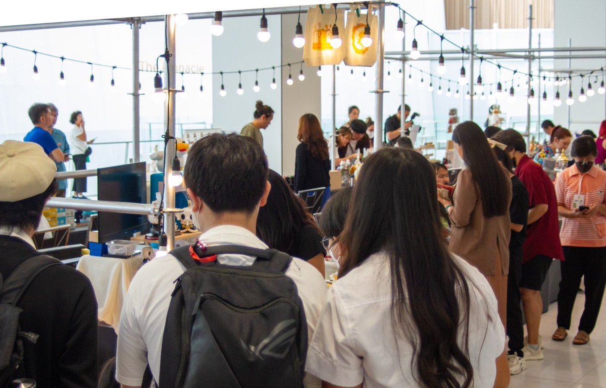 demo_democorp's tweet photo. Mr. Jacques @shaman_shark, Co-Founder of SynergyLabs ICP Hub Thailand and CEO of Demo Corporation, led the SynergyLabs ICP Hub Thailand team at the Thai Art Toy Fest, held on August 24-25 at ICONSIAM.

#DemoCorporation
#SynergyLabs #IcpHubThailand
#ICP #IconSiam
#AlienTech 
#GENU https://t.co/EKgWF1H3yE
