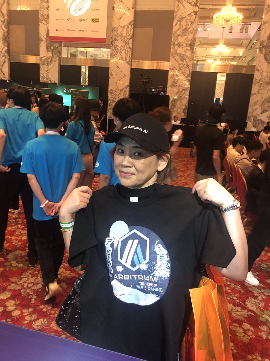 Arbitrum_jpn's tweet photo. 本日の #WebX2024 Day 1がまもなく終了です。とっても盛り上がりました!残りのグッズお見逃しく🙇🏻
明日もお待ちしております。
#RoadToWebX #Arbitrum #アービトラム #arbitrumjapan #gaming #WebXAsia https://t.co/I1kVRUTxE1