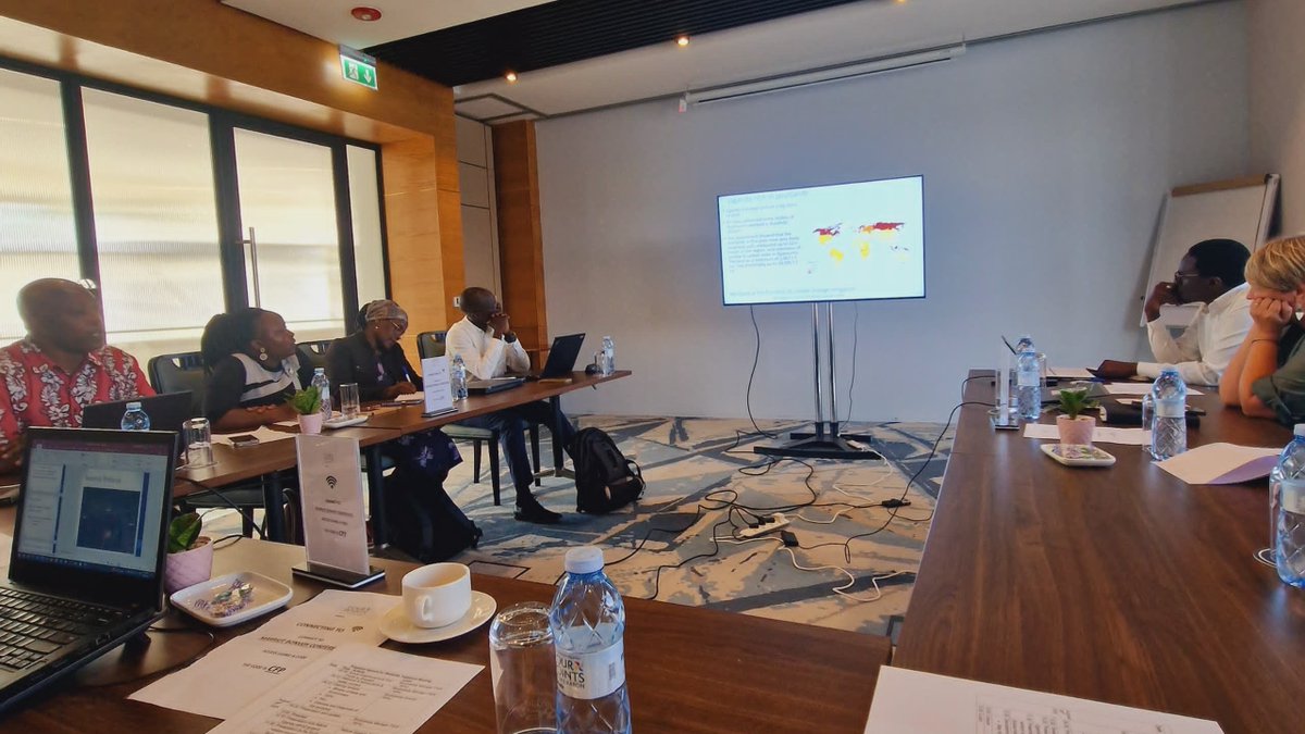 NatureUganda_'s tweet photo. 🌍 HappeningNow: The Wetlands Taskforce Meeting at @FPkampala, organized by @TotalEnergiesUG. The ED, NU is presenting the proposed restoration project for the degraded areas of the Murchison Falls Albertine Delta Ramsar Site. Together for conservation! @min_waterUg https://t.co/77TH8fUAGb