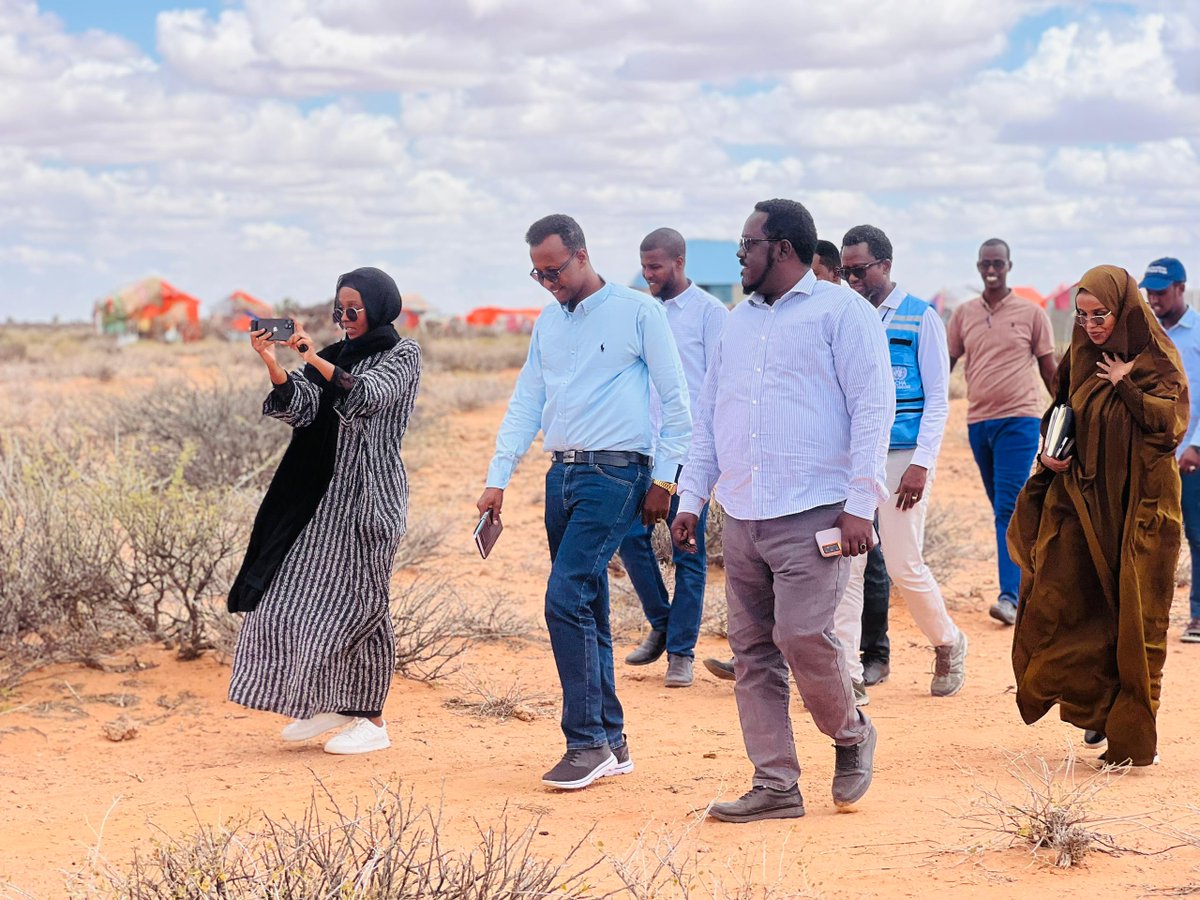 somaliaid's tweet photo. Somali Aid Mission with Galkacyo Local Authority, Mudug regional Office, Somalia WASH cluster, IMC and DRC and OCHA visit to Ceel akhwaan village 10km  from Galkacyo for assessment on WASH crisis faced by the recently displaced people in the recent conflicts in the area Galdogob. https://t.co/MrXoEuGa8q