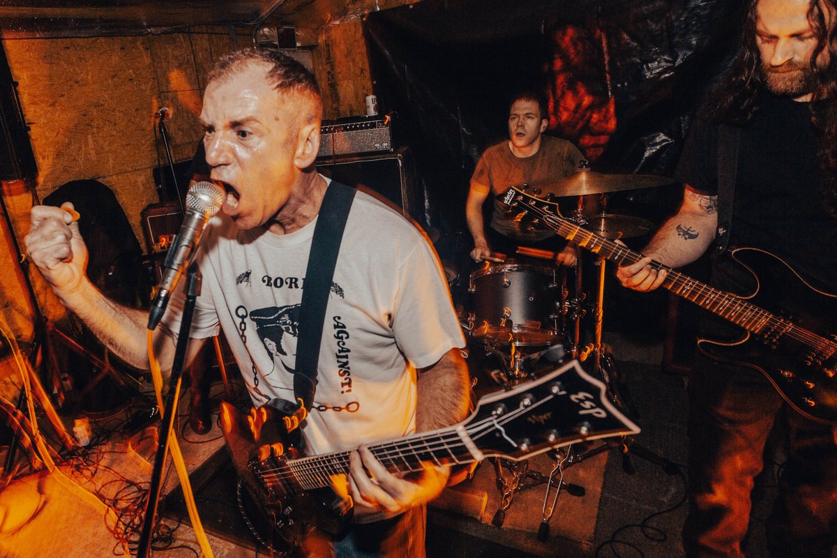 SaladDays_it's tweet photo. https://t.co/8CFi3qHC6E LISTEN NOW! #hardcore #speedpunk #crust #x https://t.co/L4vILgYoN1