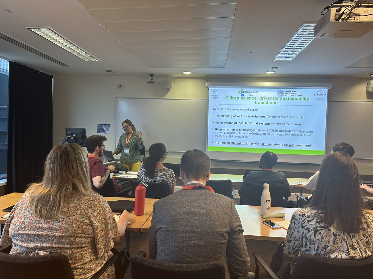 Risky_Cities (@risky_cities) on Twitter photo Standing room only for a 9am session on the first morning of #rgs2024 for the Creative Participatory Mapping for Climate & Environmental Change session! First up: <a href="/criscapiner/">cristina capineri</a> of University of Siena talking about participatory mapping and citizen science in Tuscany Standing room only for a 9am session on the first morning of #rgs2024 for the Creative Participatory Mapping for Climate & Environmental Change session! First up: <a href="/criscapiner/">cristina capineri</a> of University of Siena talking about participatory mapping and citizen science in Tuscany