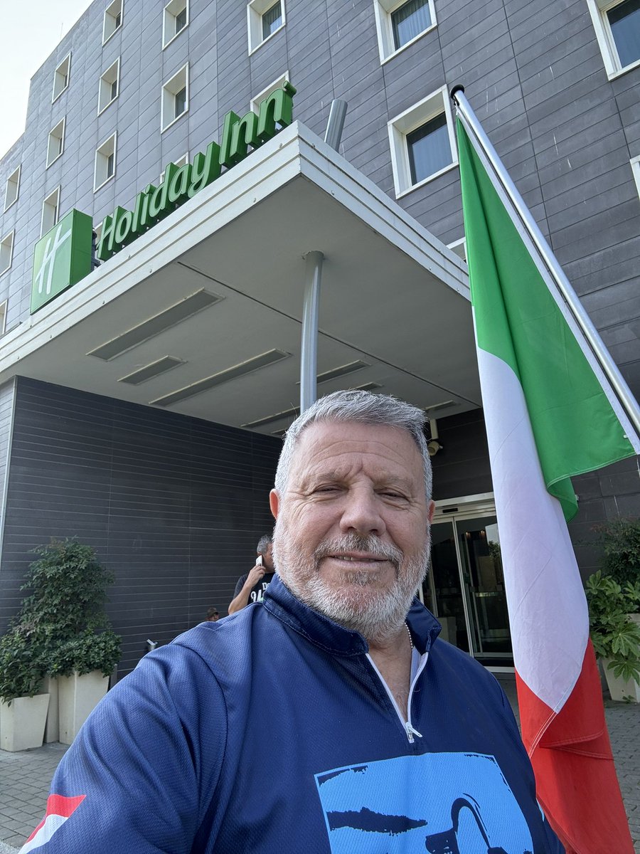 Monza , en un rato te veo !! <a href="/FranColapinto/">Franco Colapinto</a> !! 🇦🇷así te explico cómo ser rápido en la parabólica ! 🤣