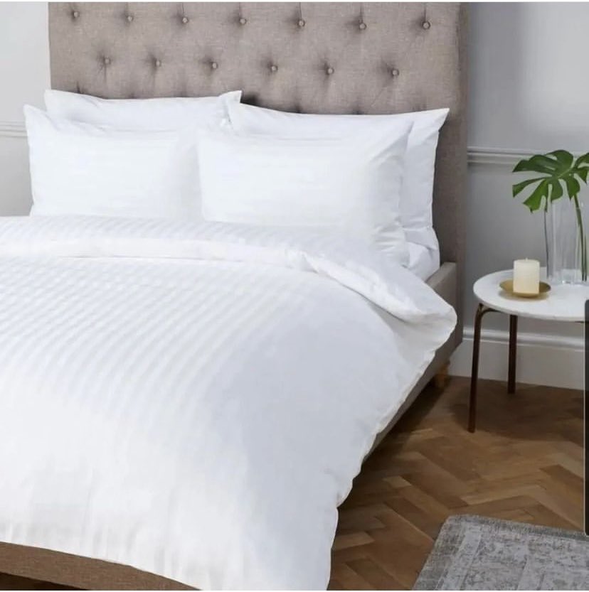 PreciousOlamma's tweet photo. ✨Upgrade Your Sleep with Premium Quality Beddings✨
Each piece is crafted with care, ensuring you get the best quality for a restful and rejuvenating sleep.

Complete set 65k
Location Abuja
#abuja #bedsheets #polishbedsheets #whitebedsheets
@ABUJAPLUG @abujastreets @_DammyB_ https://t.co/ji7mohANsw