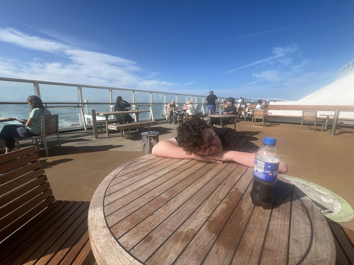 gearknobs_'s tweet image. Driving from London to Cape Town: Day 1 Update. 

Slow progress with a few cooling issues, but we’re off the mark! 

#LondontoCapeTown #gearknobs #overlanding #cars