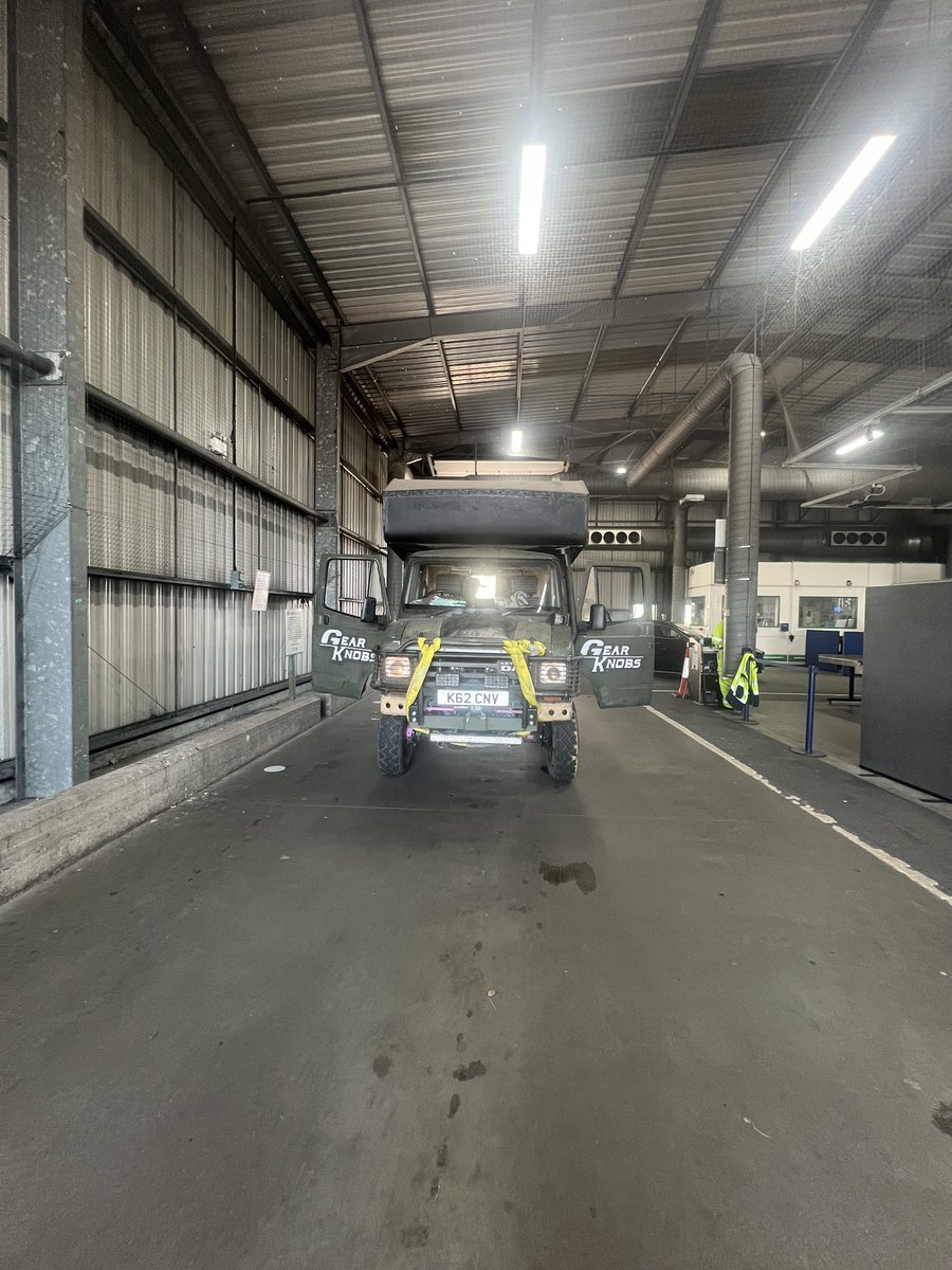 gearknobs_'s tweet image. Driving from London to Cape Town: Day 1 Update. 

Slow progress with a few cooling issues, but we’re off the mark! 

#LondontoCapeTown #gearknobs #overlanding #cars