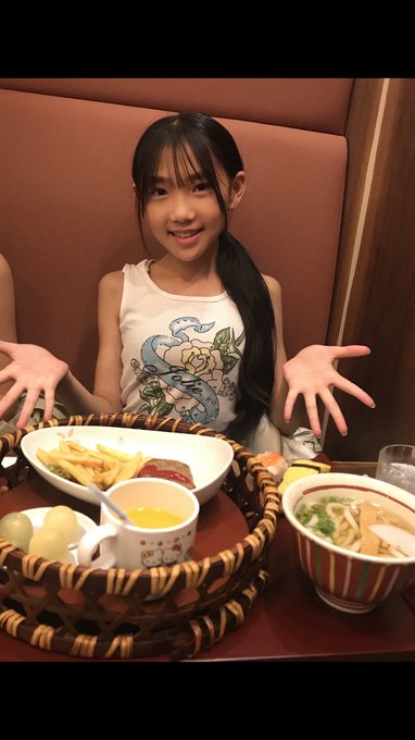 Twitterのコスプレ画像24