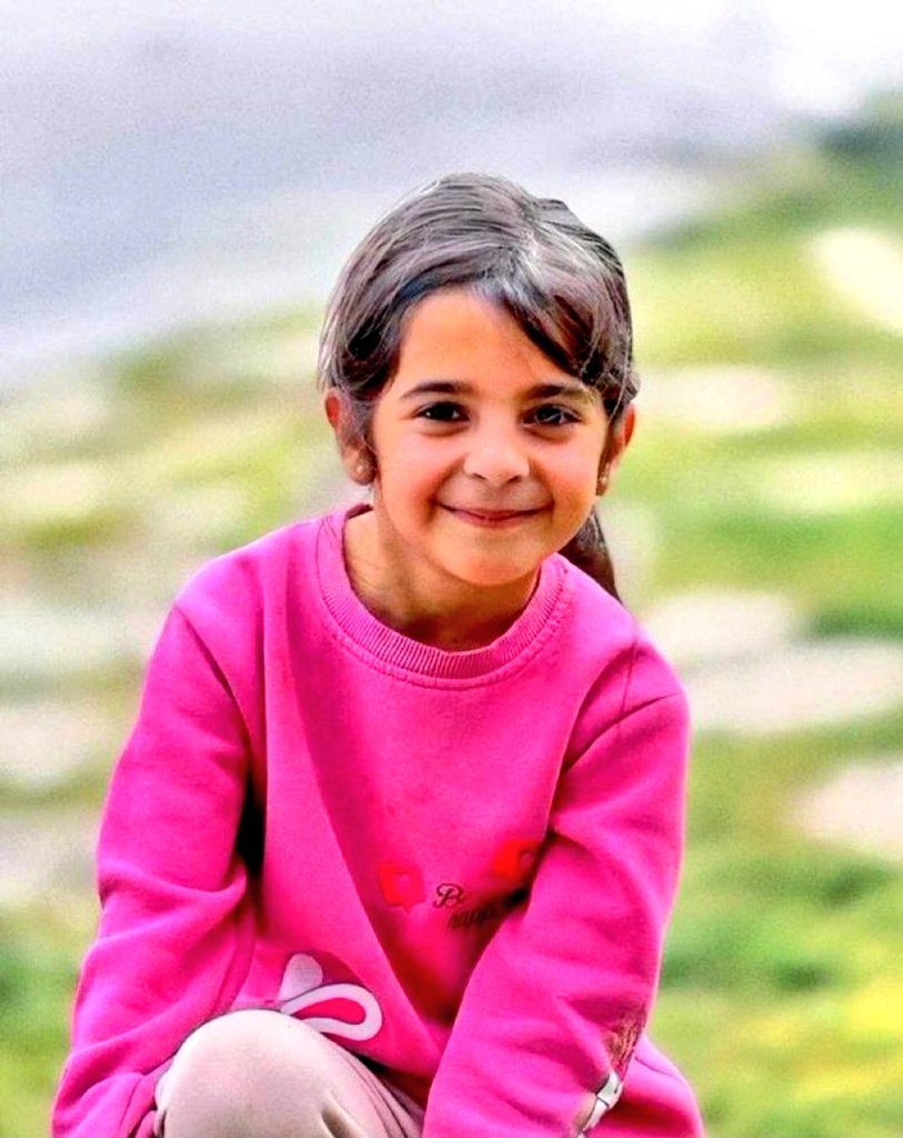 20 haneli köyde bu güzeller güzeli evlâdımızın nerelerde olduğunu bilmeyen olabilir mi? Mutlaka biri ya da birileri biliyor diye düşünüyorum. Bulunsun artık #Narin
#ucim bölgeye heyet yolladı.
Onlar da işin peşindeler.
Haydi bulunsun artık #Narin