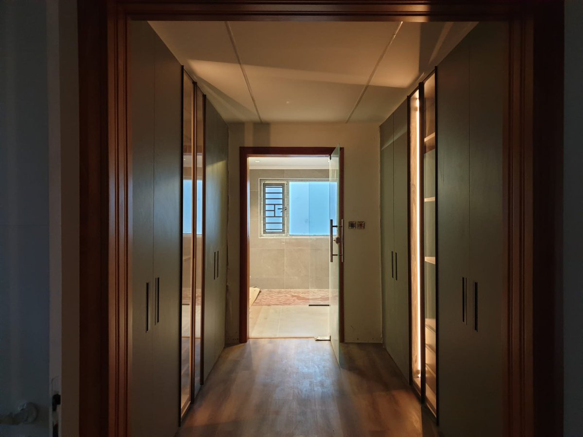 luxeitalia's tweet image. Peek behind the curtain of our ongoing projects! 🏠
From custom closets to luxe bathrooms, we're transforming diverse spaces across homes.
Which catches your eye?
📍Westpark Towers, Ground Floor, Westlands
#luxeitalia #interiordesign #customprojects #designvariety