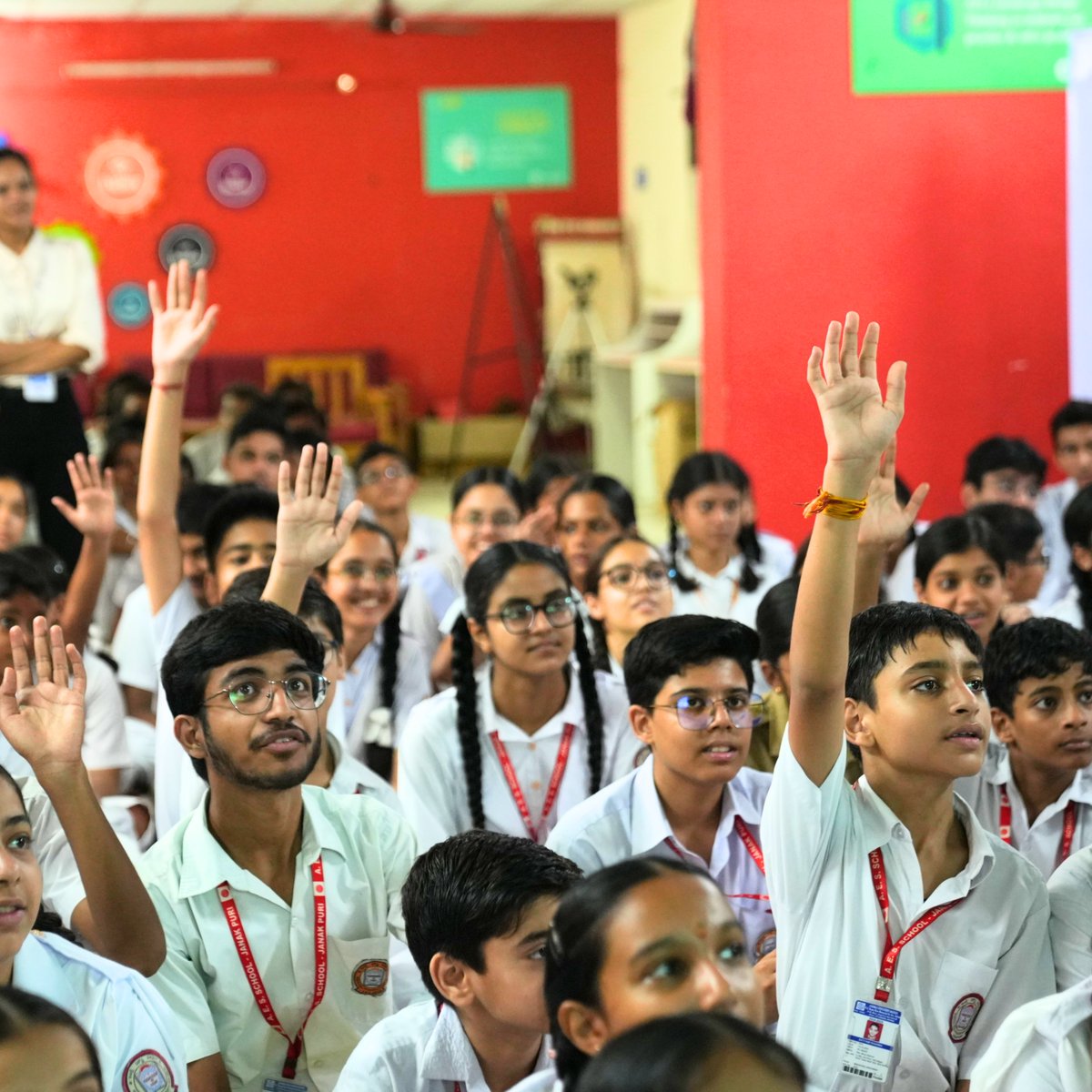 YuWaah (Generation Unlimited India) at UNICEF (@yuwaahindia) on Twitter photo UNICEF-YuWaah, <a href="/bajajfoundation/">Bajaj Foundation</a> & MAIT have teamed up for the "E-Waste Revolution: From Disposal to Sustainability" campaign 📲
#ClimateAction4LiFE #GreenRising UNICEF-YuWaah, <a href="/bajajfoundation/">Bajaj Foundation</a> & MAIT have teamed up for the "E-Waste Revolution: From Disposal to Sustainability" campaign 📲
#ClimateAction4LiFE #GreenRising