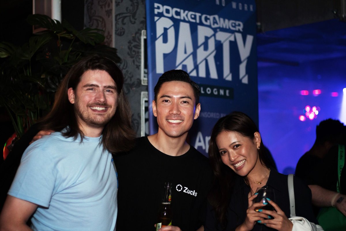 Our Pocket Gamer Party was a thrill! 🎉

Last week Aptoide hosted a party with #PocketGamer! It was a moment to network with peers. We wish to thank everyone who joined us. 

Let’s keep in touch! 🙌

#Aptoide #AppStore #appdevelopers #gamedeveloper  #gamescom2024