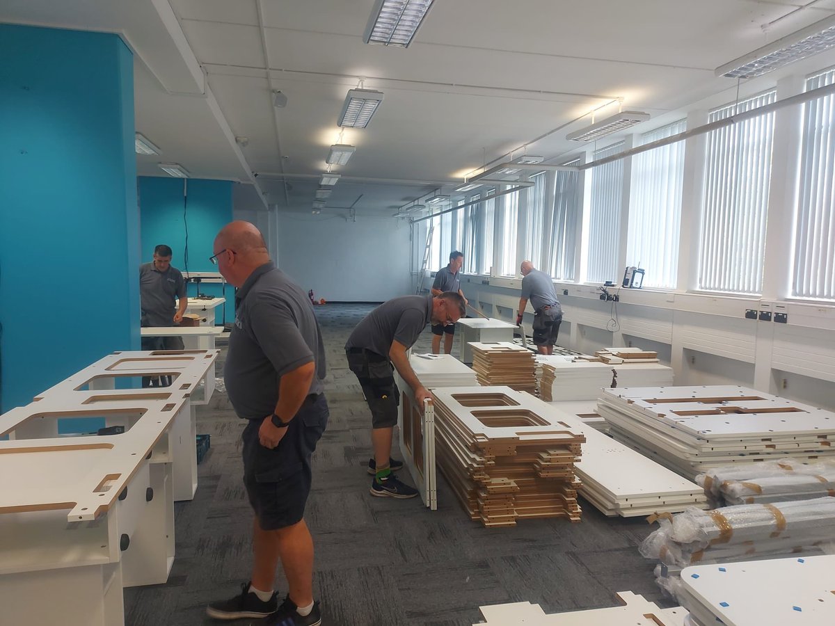 zioxiuk's tweet photo. 🚚 Summer Furniture Installations

👷‍♂️It has been an extremely busy summer so . Starting with Uni of Warwick’s School of Engineering. We are in the process of installing specialist rectangular collaborative P1 Computer tables.
#zioxi #furnitureinstallation #collaboration #ITdesks https://t.co/e6hjTop8lz