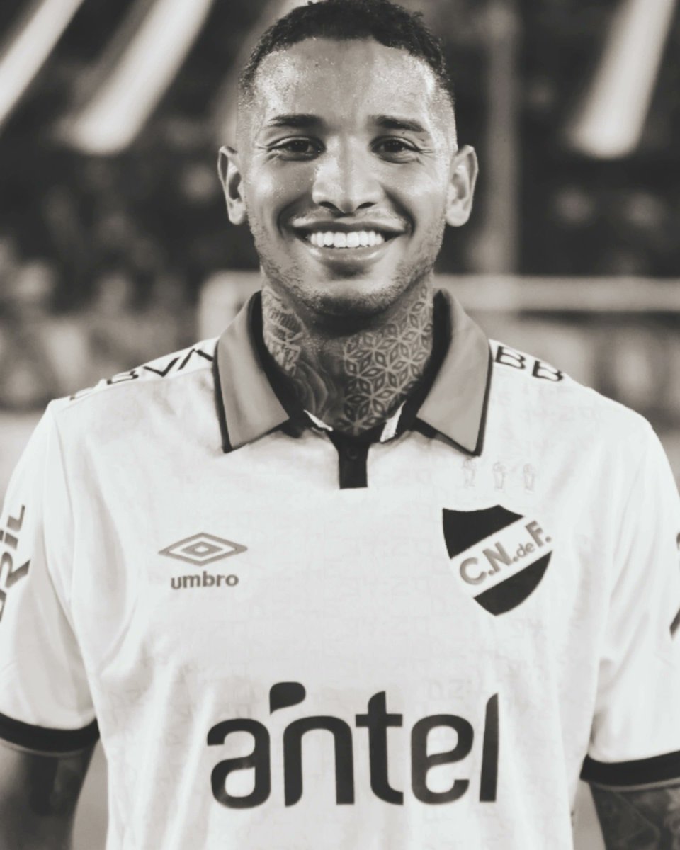 kovaUY's tweet photo. Nuestro mas sentido pésame para la familia de Juan Manuel Izquierdo, para sus amigos y para toda la familia del fútbol. QEPD https://t.co/HB167IkMdR