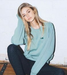 Morning. It’s going to be a windy, mild day.