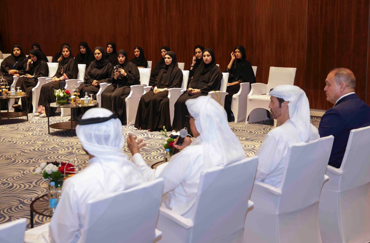 في يوم المرأة الإماراتية، أود أن أعبر عن فخري وامتناني العميق لجميع بناتنا الإماراتيات الموظفات في مجموعة الحبتور.
أنتن مصدر إلهام وقوة، وتمثلن روح الإمارات في كل ما تقومون به. مساهمتكن في مختلف أقسام المجموعة تعكس التفاني والتميز الذي نراه في كل امرأة إماراتية. أنتن الشريكات في