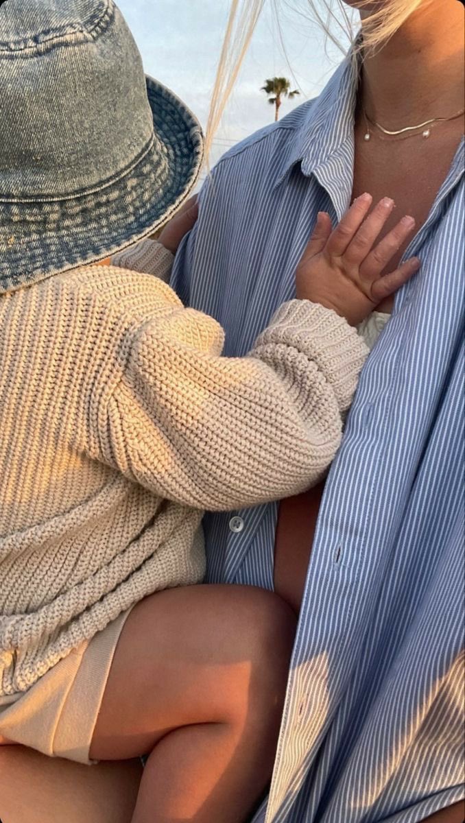 hazelbr00ks's tweet photo. Happy birthday to my brother’s baby girl! The most sensitive and intuitive little being I know, love you so so much 💜 https://t.co/swiX5uuZqv