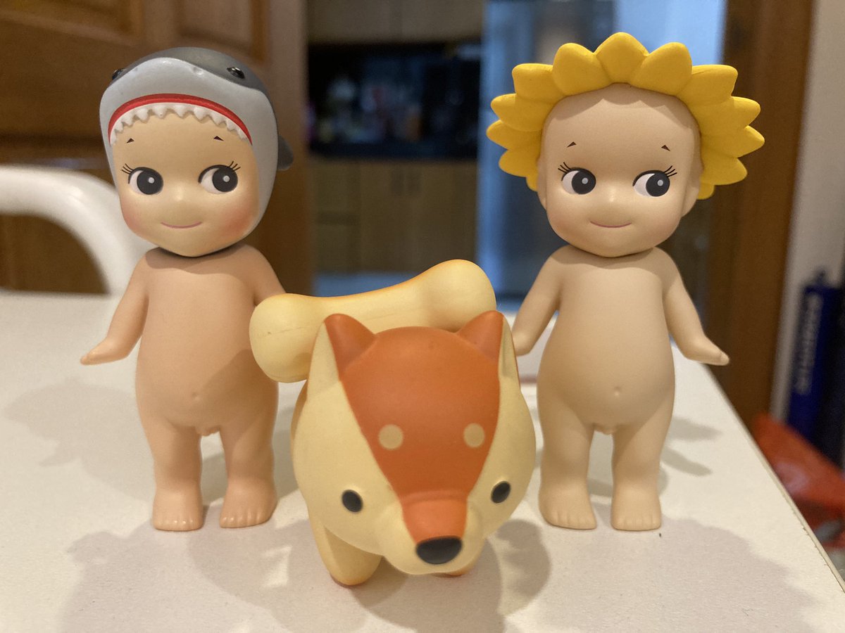 wts lfb sonny angel 

set - 1,200 (prio)

shark 1:1 - 450
sunflower - 450
bakery dog - 300

x sensi has super tiny paint chip
prio payo or dop wt nrdp
paranaque sdd jnt 
manila/pasig by sched sdd