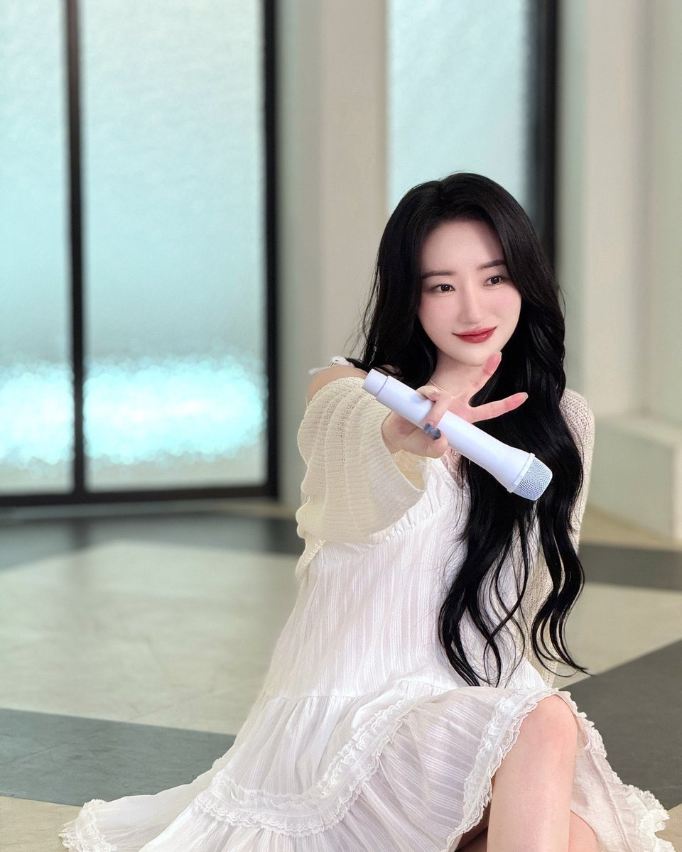 borarchives's tweet photo. SuA's song for mylife4song project will be released on September 2nd at 6 PM KST!!

틈 (Feel Alive) https://t.co/cOdCHHabRG