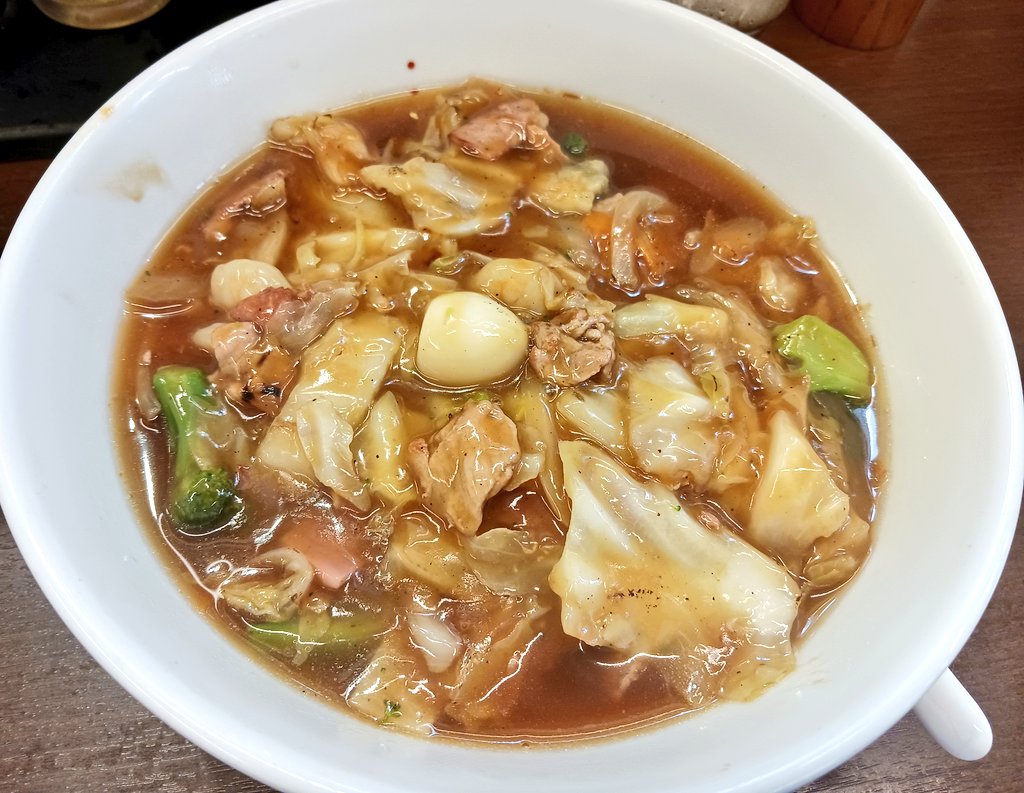 thundersaeki's tweet image. 五目あんかけラーメン。