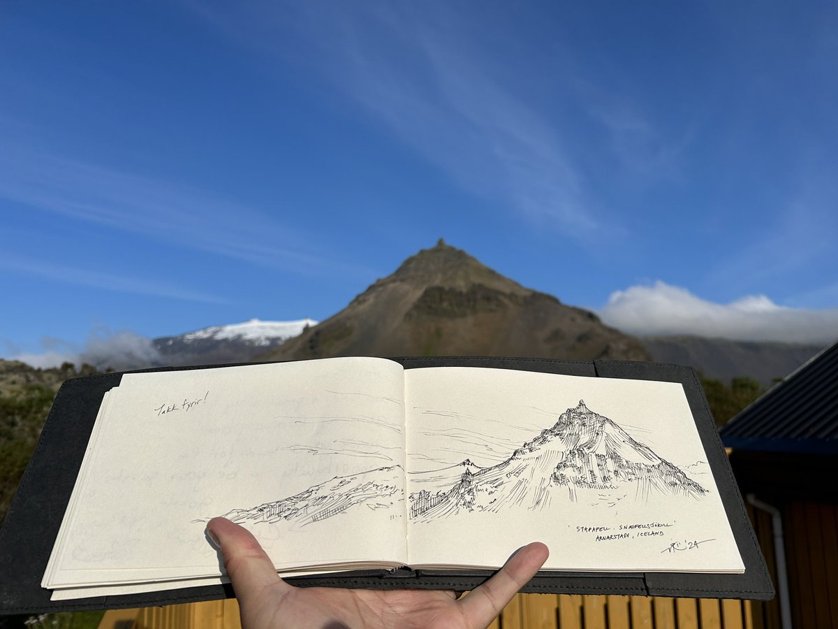VinnieRicasio's tweet image. ‘Signing’ the @airbnb guestbook. 🖋️🖼️🇮🇸🌋

#Iceland #Arnarstapi #MtStanafell #Volcano #Travel #Art #Sketch #PenAndInk #Airbnb