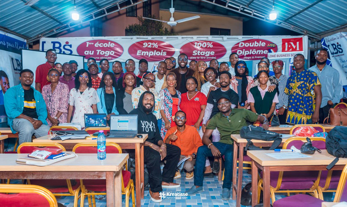 mawutowoulawson's tweet photo. Je vous fais un update depuis la dernière fois.

Hier @lanuitlepodcast a dépassé la barre des

- 10 000 abonnés sur YouTube
- 37 000 abonnés sur Instagram
- 252 000 abonnés sur TikTok

La formation avec @academielaforge a été un franc succès également avec près de 60 participants https://t.co/JwCT8tkaHi