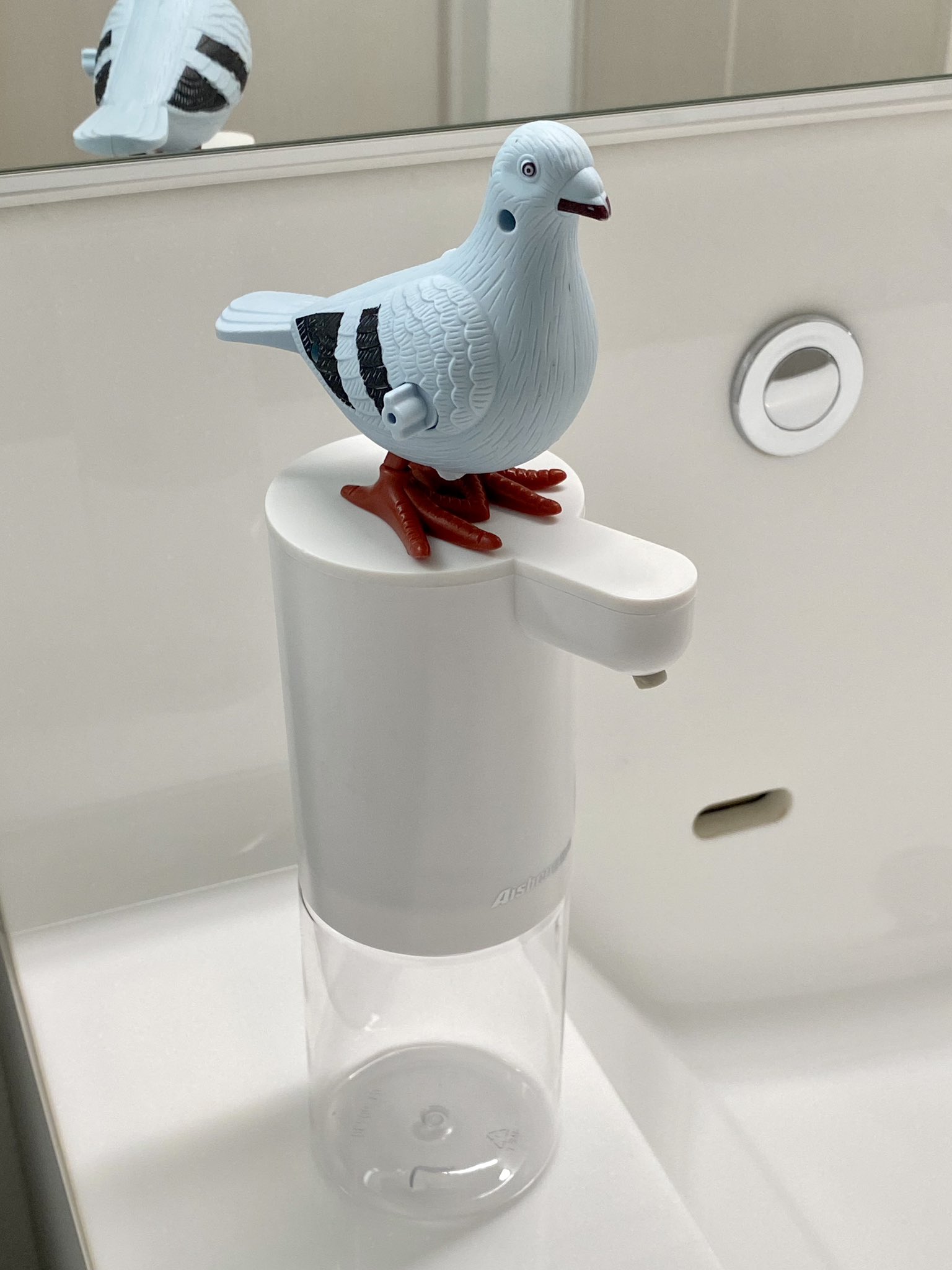 ハンドソープ　ディスペンサー　鳩 Amazon｜鳥の石鹸ディスペンサー、ハトの石鹸ディスペンサー