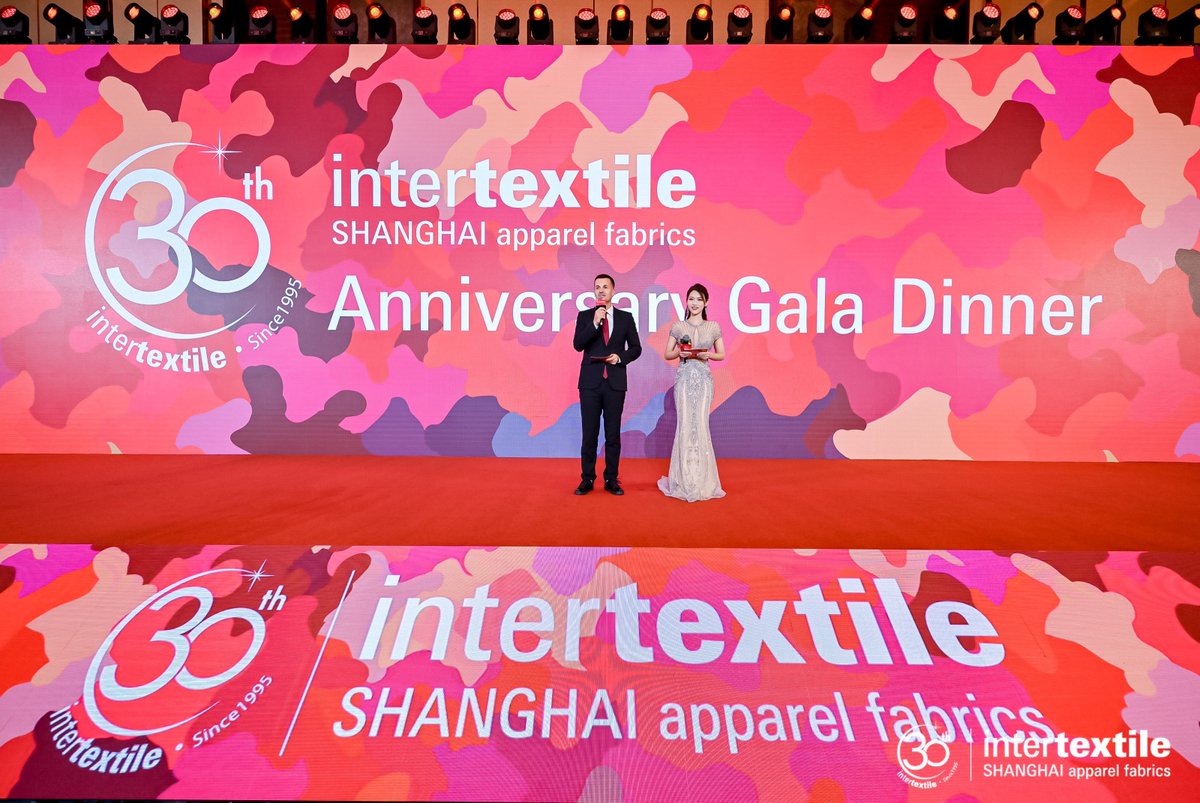 HisquinChris's tweet image. Thank you Shanghai ! #shanghai #intertextile #masterofceremony