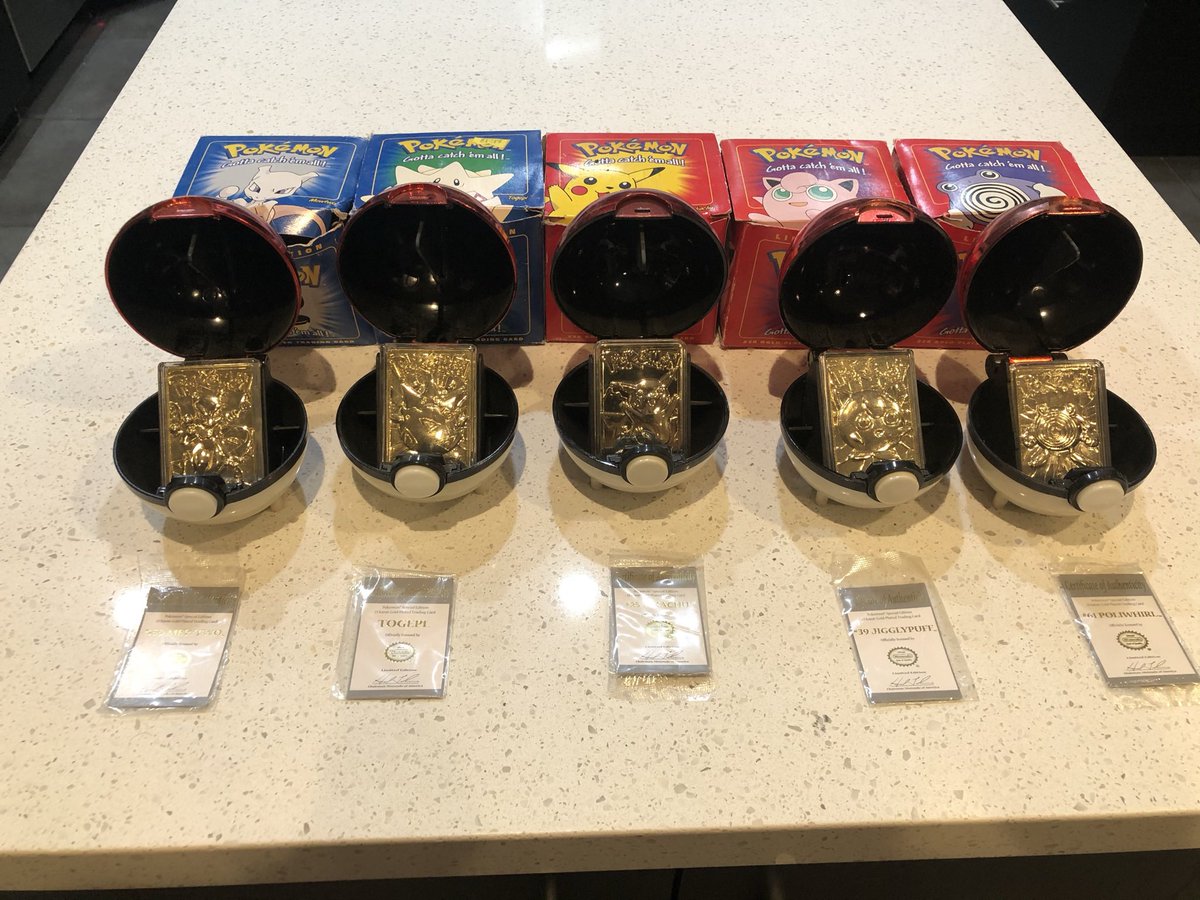 Xzero's tweet image. Rummaged an old box of memories and found a relic from 1999.  Original Base Set 1st Edition Charizard.  Found these old gold plated collectibles to.