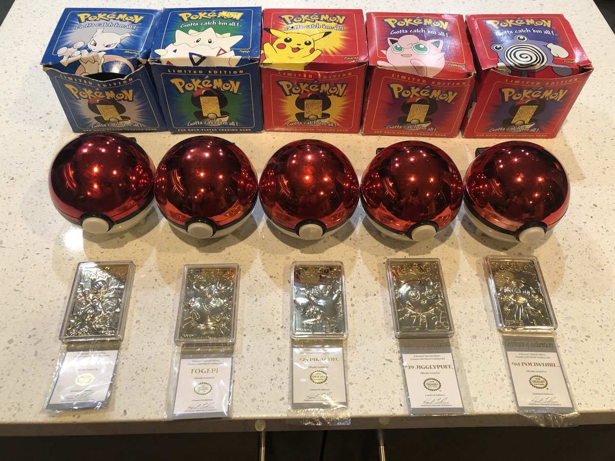 Xzero's tweet image. Rummaged an old box of memories and found a relic from 1999.  Original Base Set 1st Edition Charizard.  Found these old gold plated collectibles to.